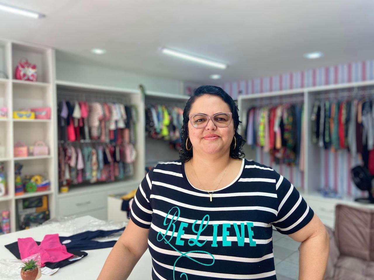 Loja faz incrível comemoração de aniversário em Vargem alta