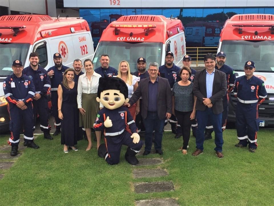 Estado recebe 11 novas ambulâncias para o SAMU 192