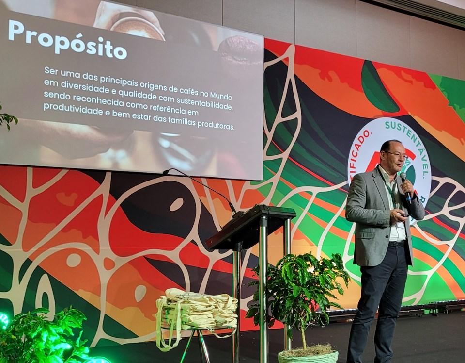Secretaria da Agricultura participa de evento internacional de cafeicultura, exportação e sustentabilidade