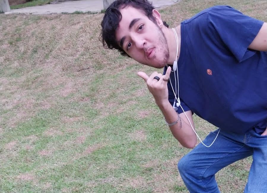 Jovem de Vargem Alta precisa  arrecadar fundos para cirurgias