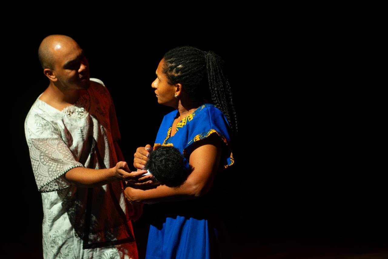 Espetáculo busca inspirar crianças de todas as idades através do conto de Calunga: A princesa que virou boneca