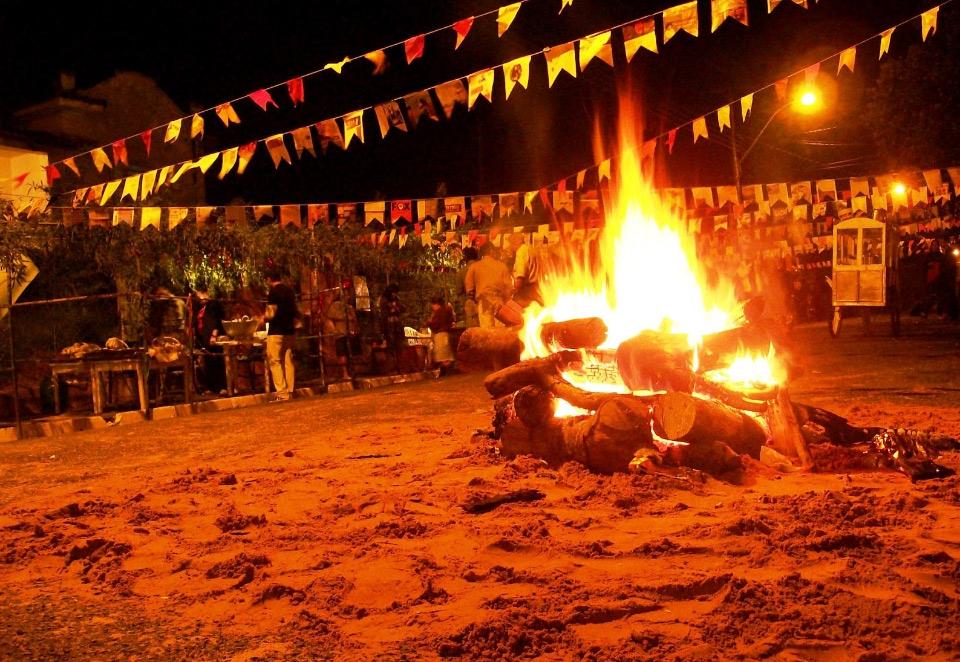 Noite de diversão genuína em Vargem Alta
