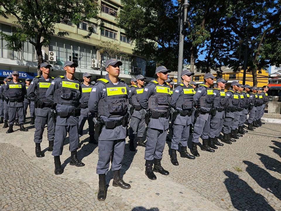 Alunos soldados da Polícia Militar iniciam estágio nas ruas do Espírito Santo
