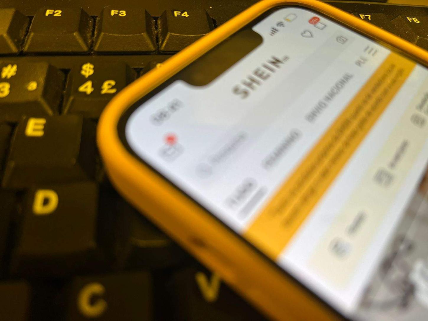 'Taxa das blusinhas': compras de até US$ 50 pela internet começam a pagar 20% de tarifa