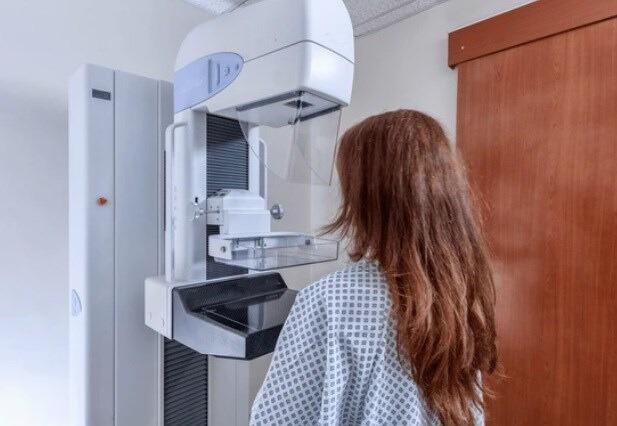 Espírito Santo amplia mamografia de rastreamento a todas mulheres a partir dos 40 anos