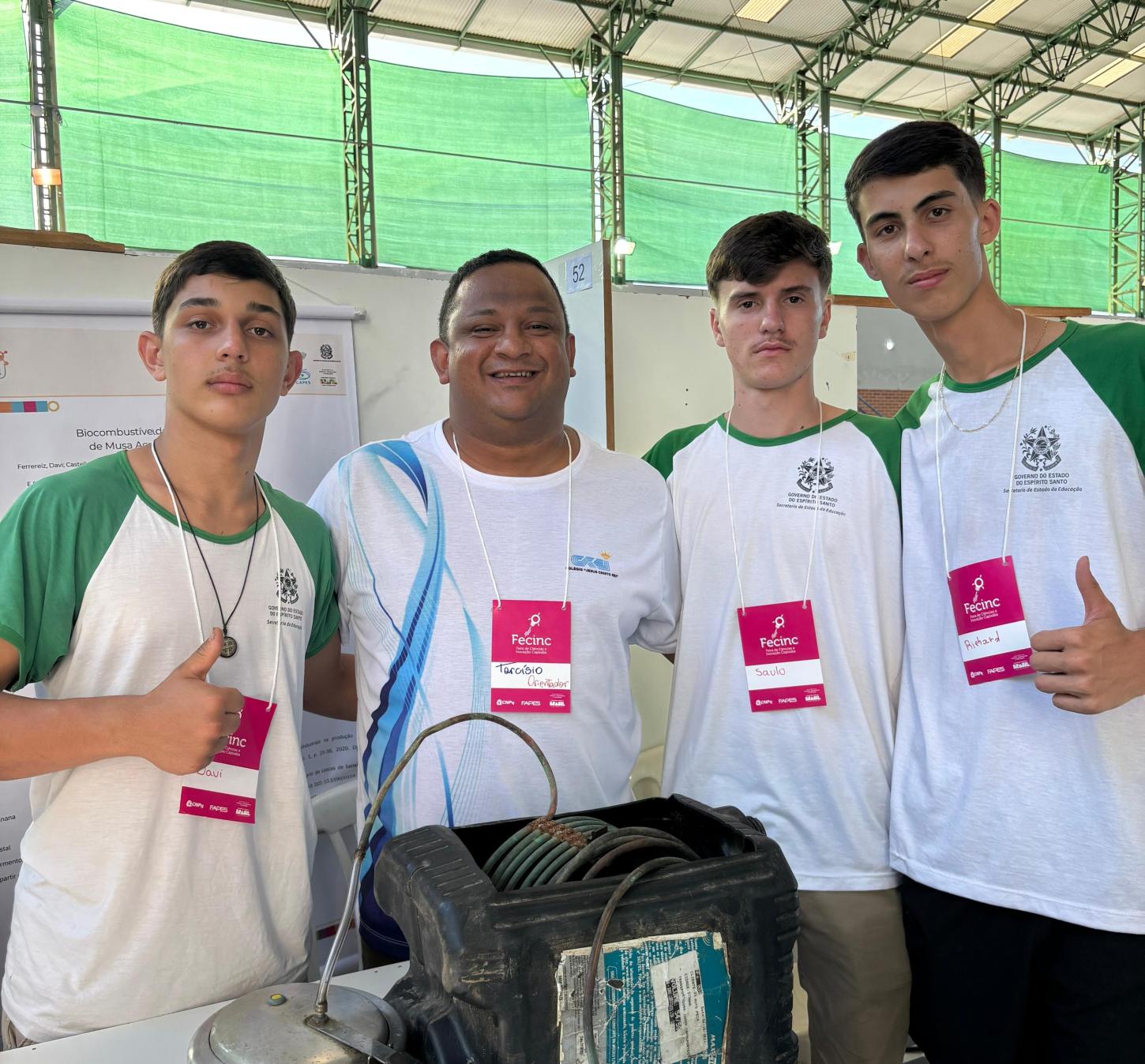 Alunos se destacam em feiras de ciência do Espírito Santo com inovador experimento de biocombustível