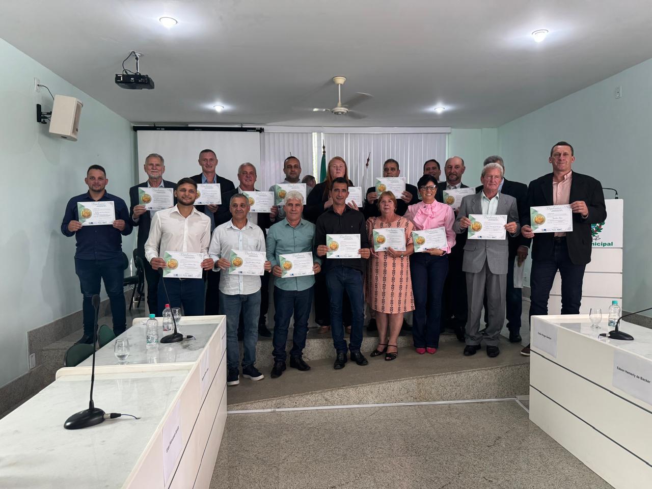 Justiça Eleitoral diploma prefeito, vice e vereadores em Vargem Alta