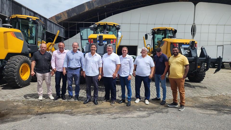 Governo do Estado impulsiona desenvolvimento agrícola com entrega de máquinas e equipamentos