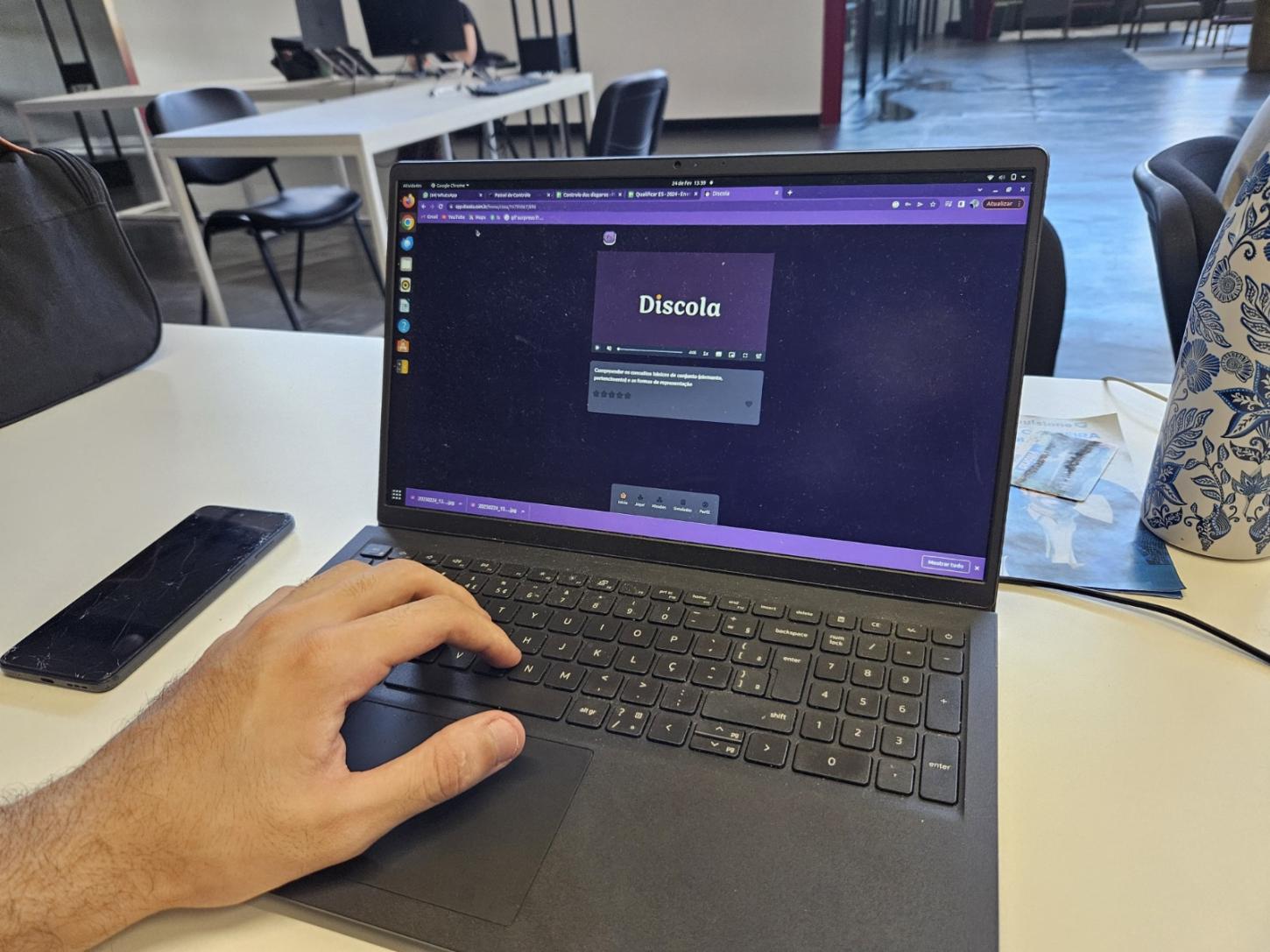 Quer mandar bem no Enem? Estude de forma prática e gratuita com o Discola