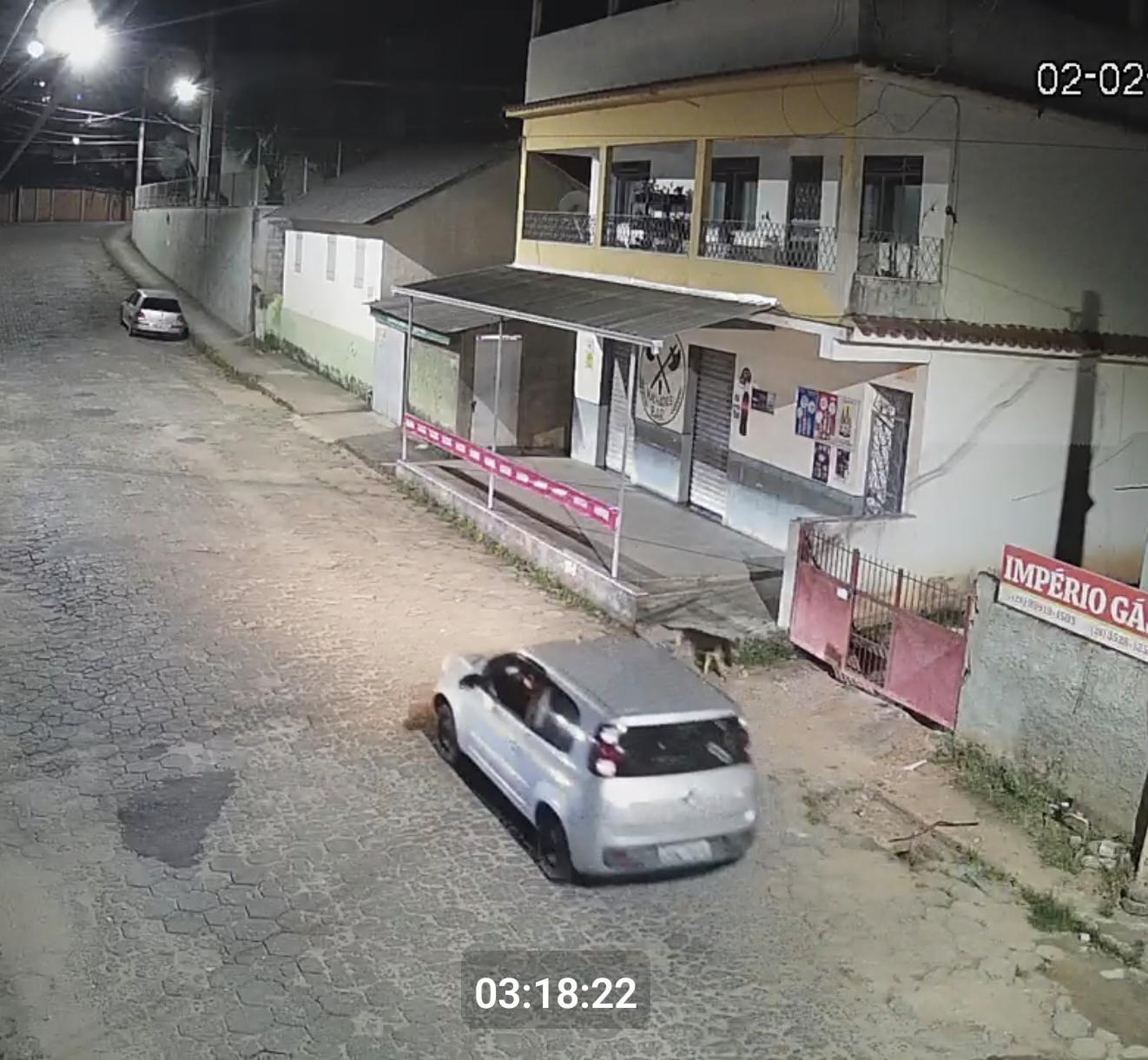 Videomonitoramento de Jaciguá flagra suspeitos de furto de fios