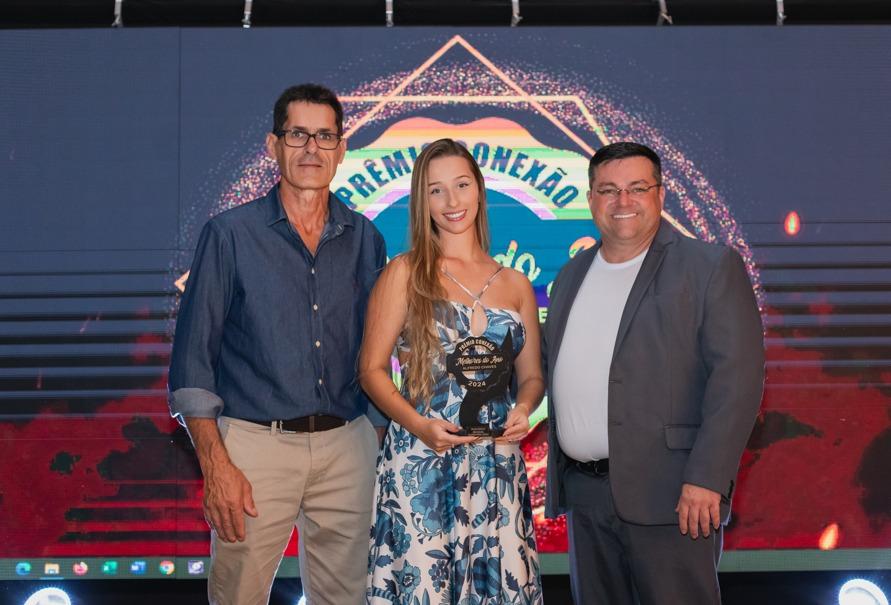 Alexandra Premoli Cândido faz a diferença nas redes
