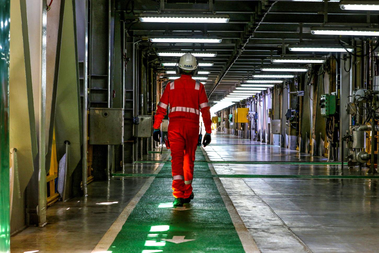 Segmento de petróleo e gás no ES concentra a 2ª maior média salarial do país 
