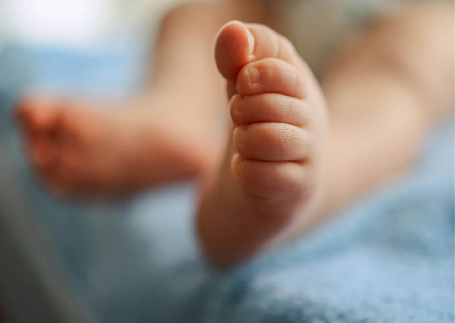 Bebê de 1 ano é deixado em boca de fumo como garantia de dívida de R$ 150