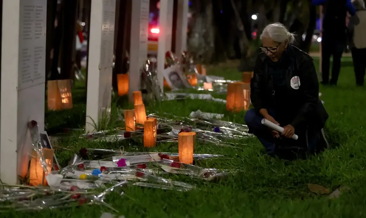 Cinco jovens assassinados a cada duas horas: o alerta brutal do Atlas da Violência 2025