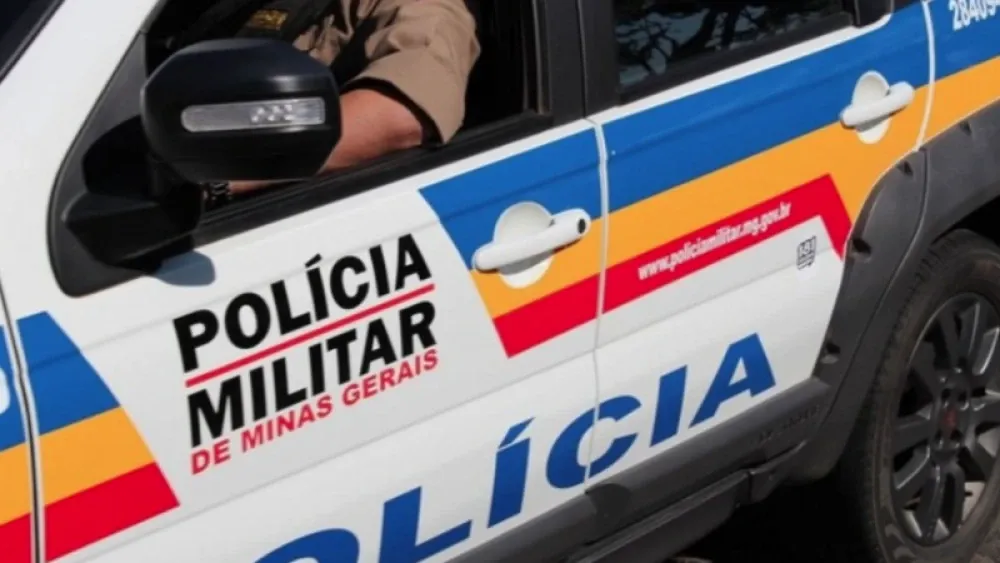 Filho é preso após agredir pai idoso com faca em MG