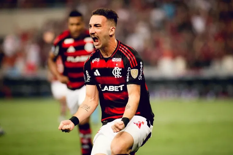 Fla derrota LDU e fica perto da vaga nas oitavas da Libertadores