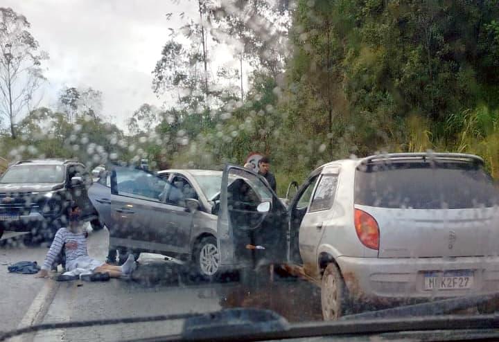 Tragédia na BR-262: colisão deixa mulher morta e causa interdição total em Marechal Floriano