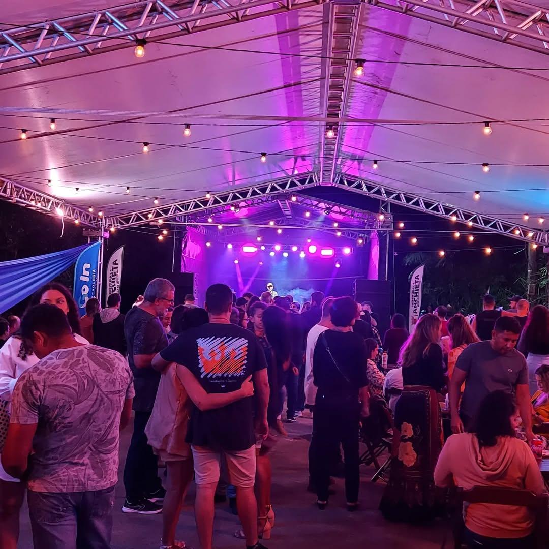 3 dias de música, cerveja e praia: vem aí o Ublues em Anchieta