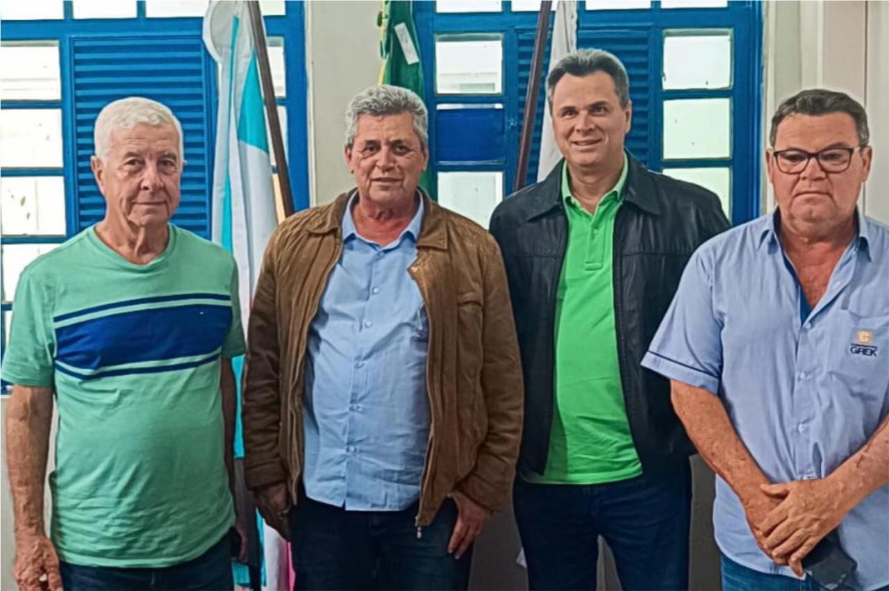 Boa notícia a caminho? Vargem Alta e Cachoeiro se unem por obra na estrada de São Vicente