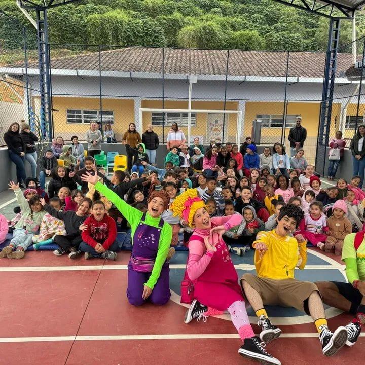 Espetáculo “Missão Natureza” encanta alunos da rede municipal de Vargem Alta