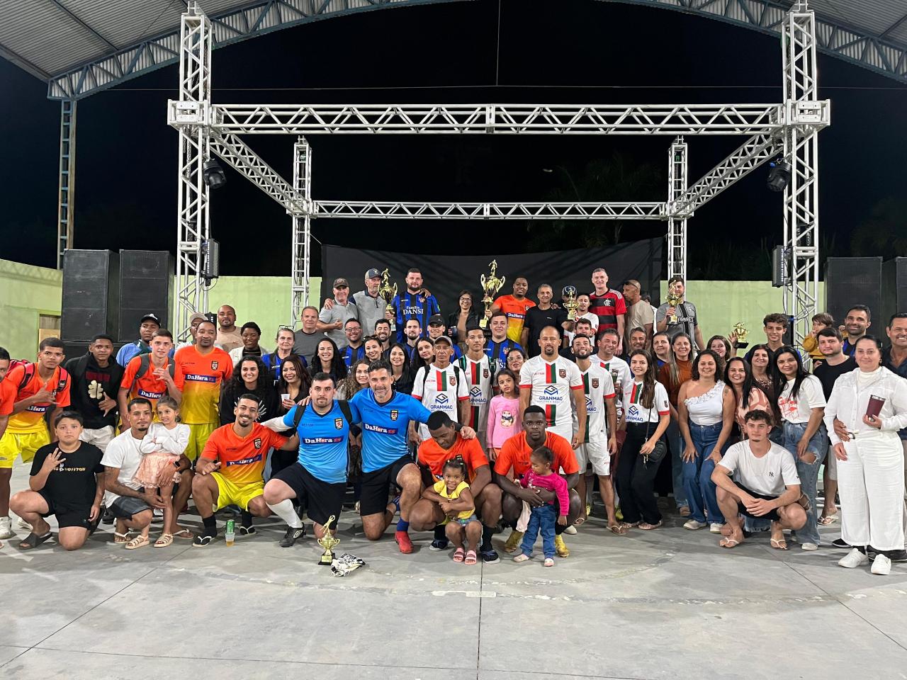 Família Silva levanta o troféu e faz história no Torneio de Famílias de Pedra Branca!