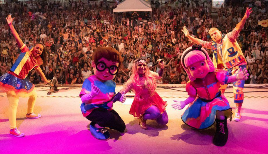 Show da Turma da Tina para as crianças na Festa de Cachoeiro 2025