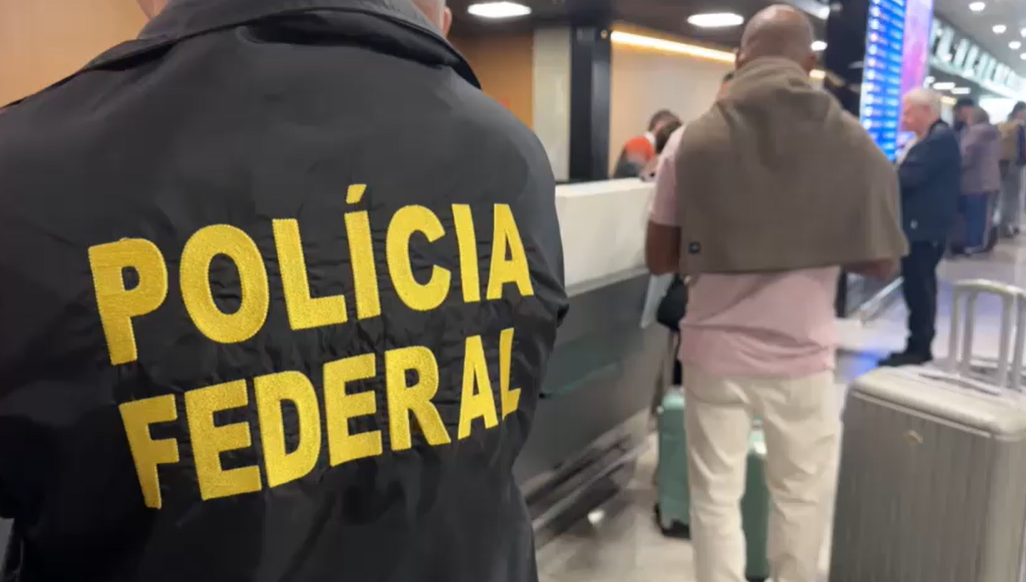 Argentino condenado por abuso de menor é extraditado após anos foragido