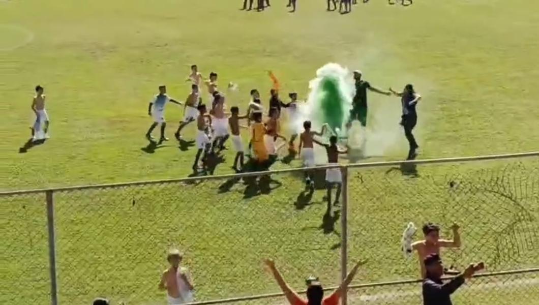Base forte! Escolinha vence duas e vai à final em rodada emocionante em Vargem Alta