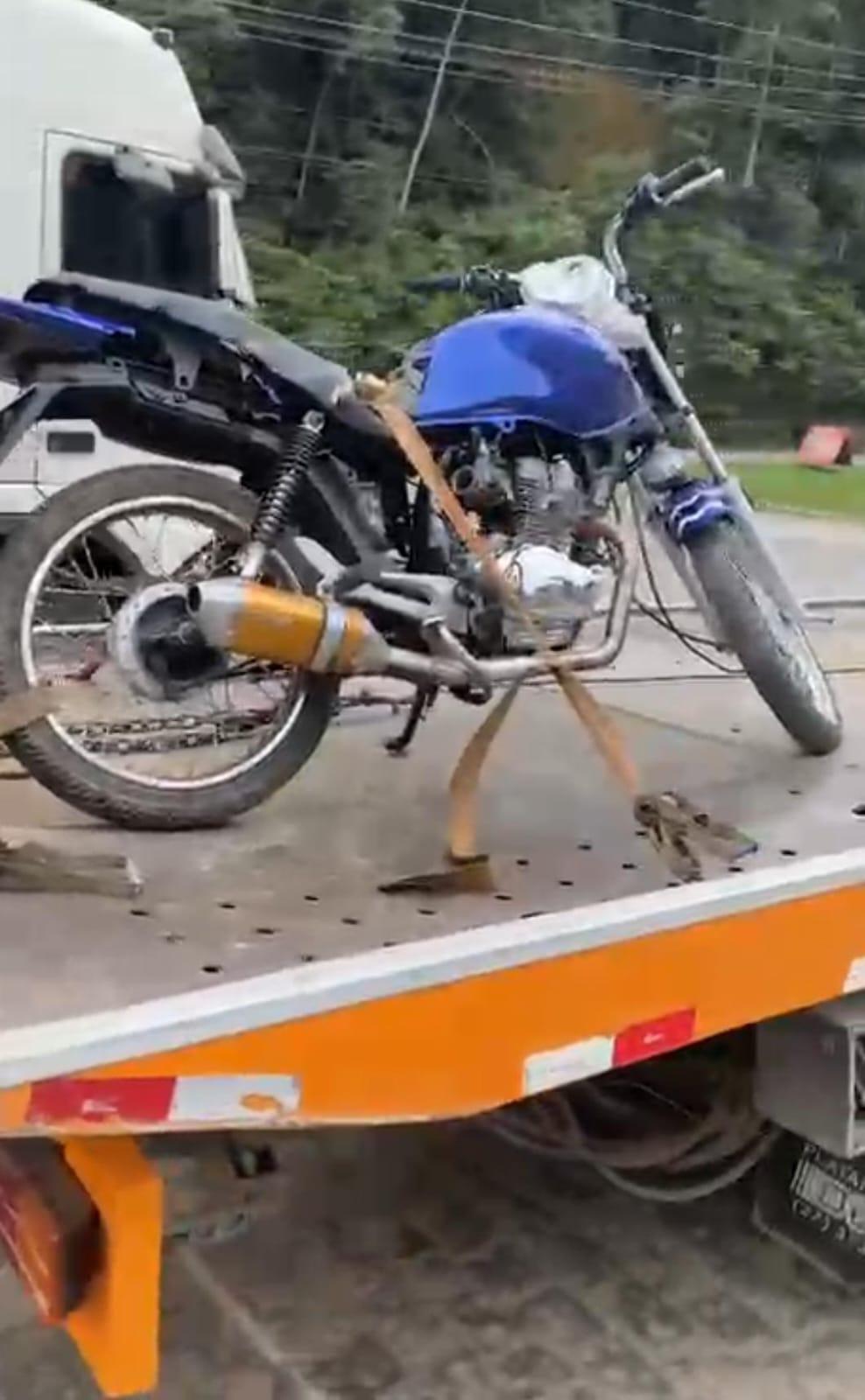 Golpe do test-drive em Vargem Alta termina com tombo e camburão na BR-262