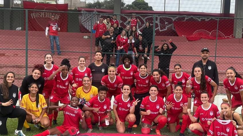 Prosperidade entra em campo para manter liderança no Capixabão Feminino