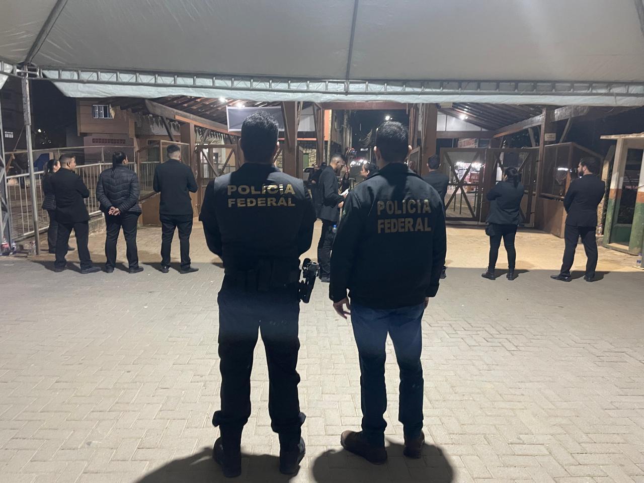 PF fecha empresa clandestina de segurança durante rodeio em Venda Nova