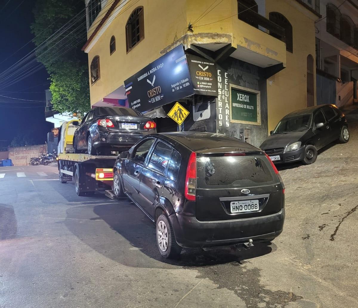 PM recupera carro furtado e prende suspeito em Cachoeiro de Itapemirim