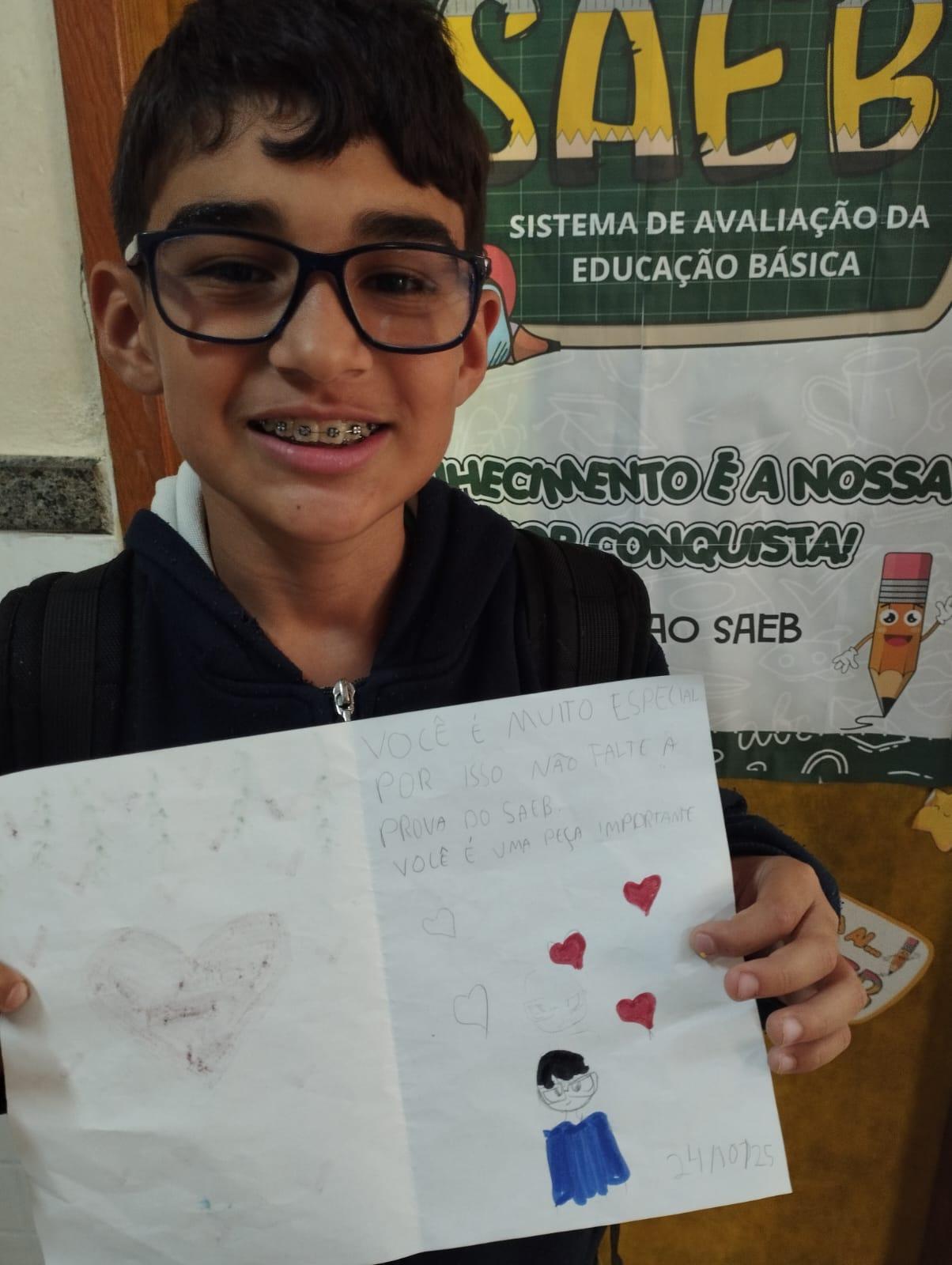 Escola de Jaciguá mobiliza alunos e famílias para a Prova do Saeb 2025