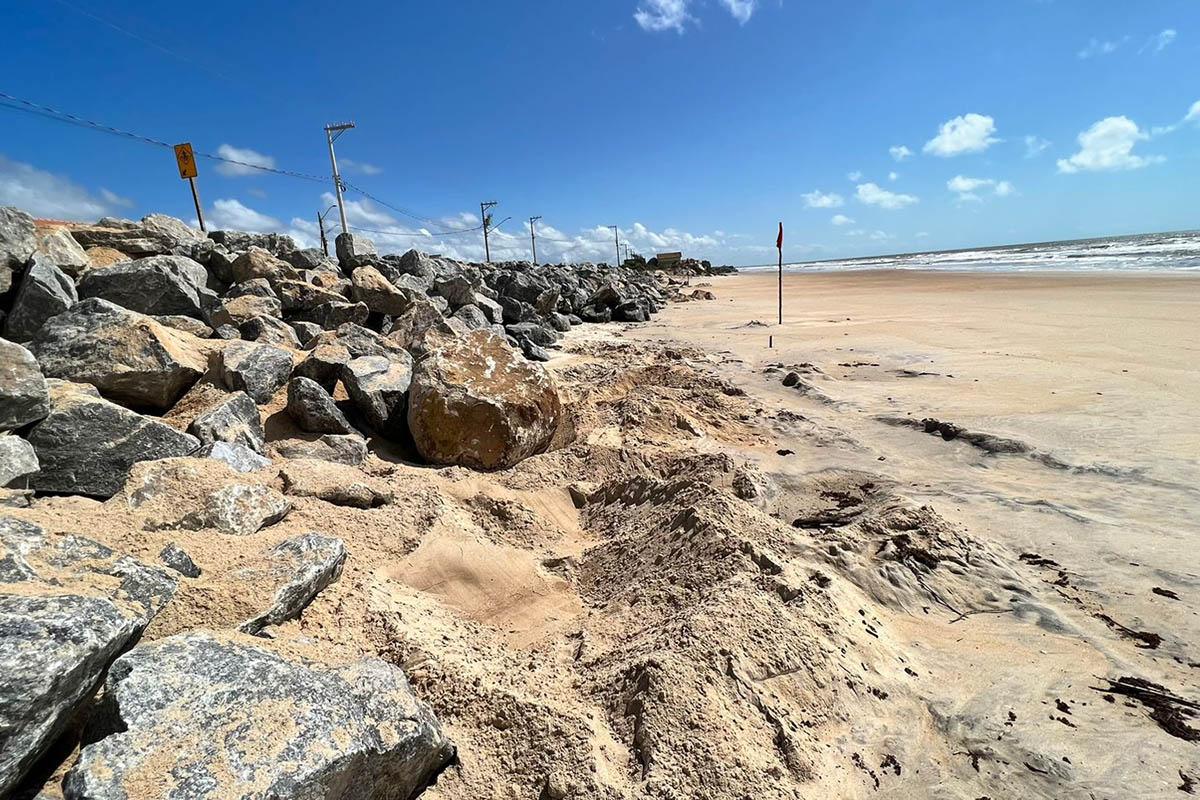 Estado busca empréstimo de R$ 350 milhões para conter erosão e evitar desastres no litoral capixaba