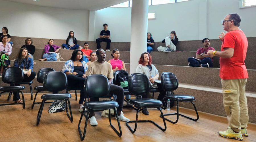 Projeto Estudando+ tem aula sobre sustentabilidade neste sábado