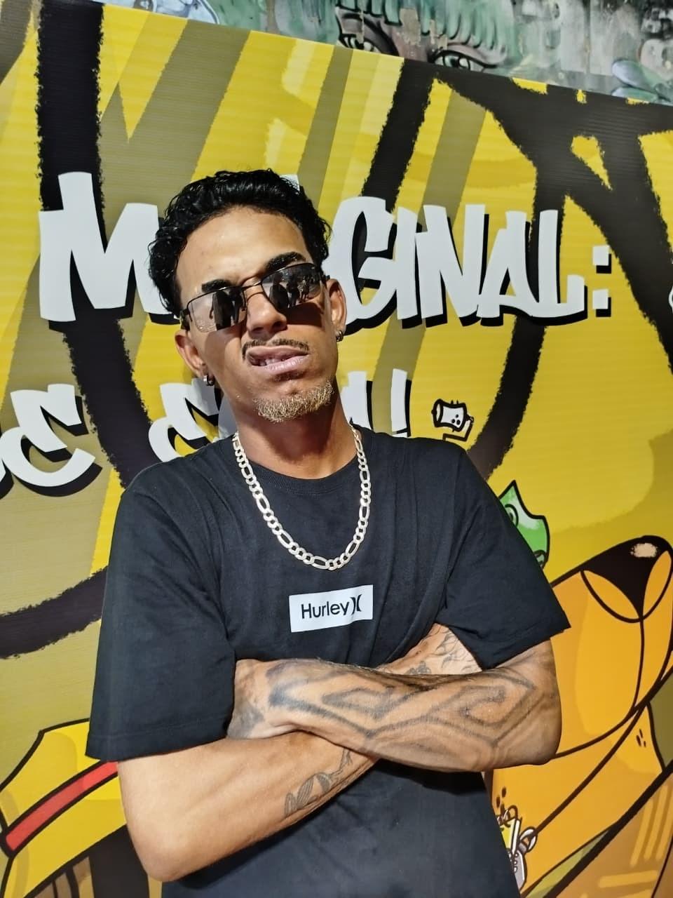 Projeto “Território de Palavras” leva poesia e voz às periferias de Vitória