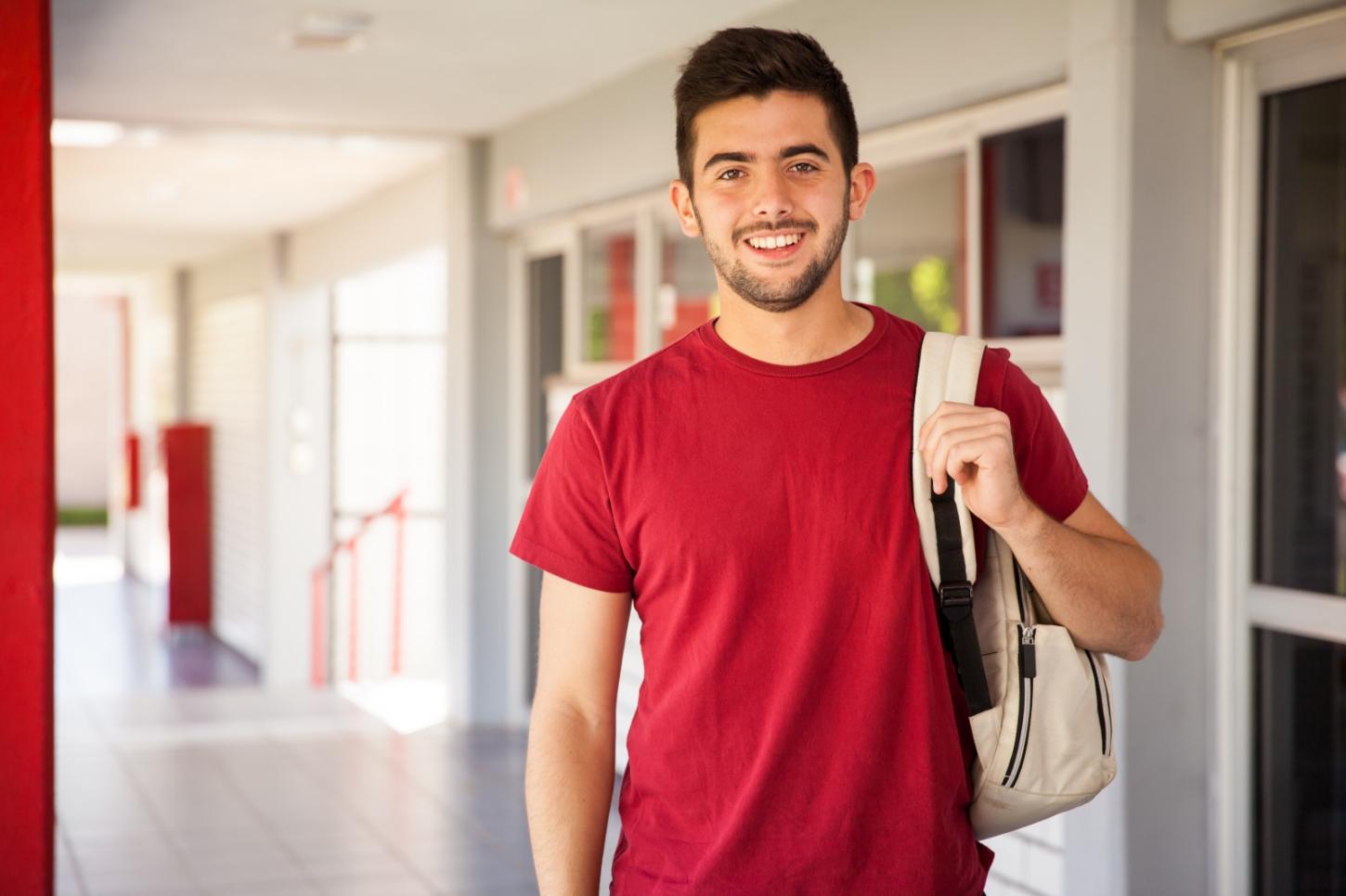 Mutirão oferece vagas de estágio para estudantes de Pedagogia na Grande Vitória