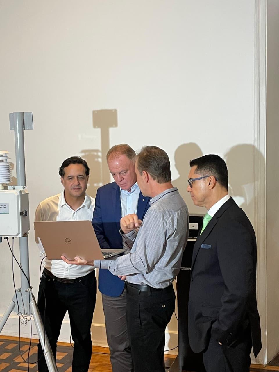 O primeiro monitor eletrônico foi instalado na Ilha do Boi, em Vitória, onde funciona o Hotel Senac. Créditos. Gleberson Nascimento