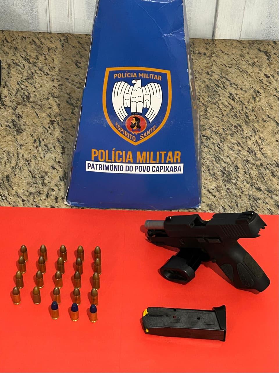 Arma 9mm com numeração raspada é apreendida em bairro residencial de Cachoeiro