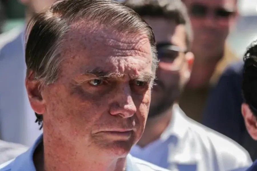 Bolsonaro pede Smart TV a Moraes para usar streaming em cela da PF