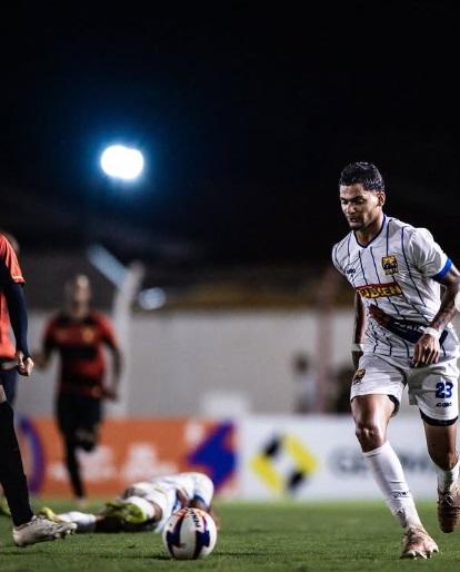Forte estreia em Vargem Alta e transforma Estádio Almiro Ofranti em novo palco do Capixabão