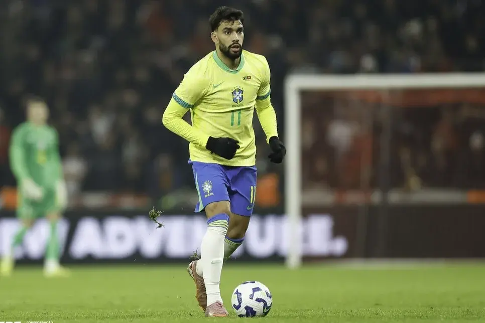 Paquetá perto de casa: West Ham aceita proposta e meia deve voltar ao Flamengo
