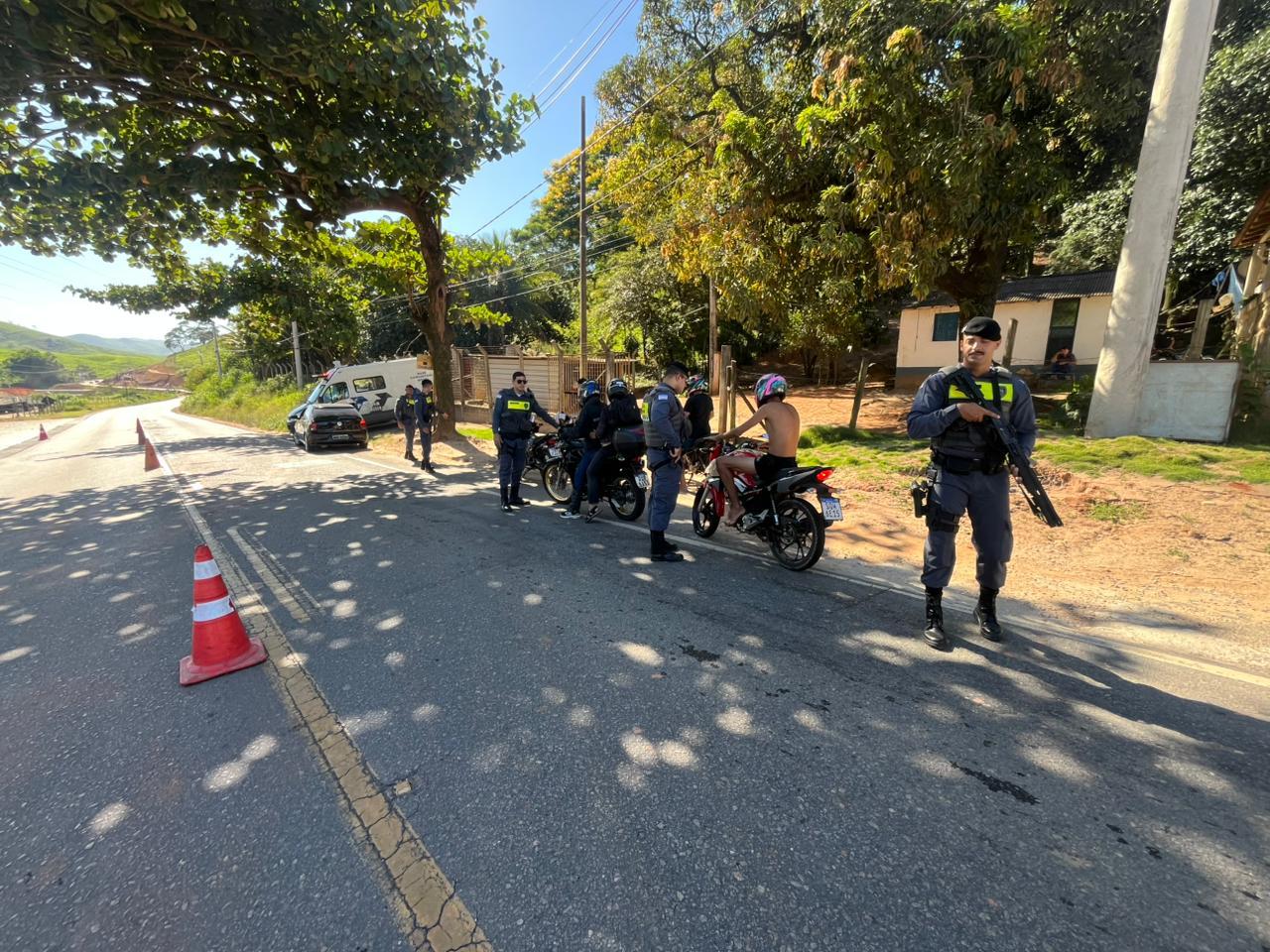 Polícia faz megaoperação em Cachoeiro e aplica 18 multas em duas horas