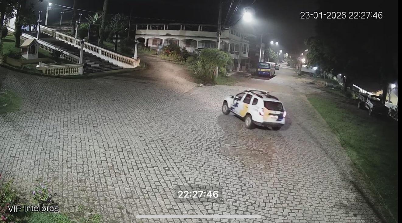 Viatura da Polícia Militar intensificou patrulhamento no distrito de Jaciguá, em Vargem Alta, após alertas da comunidade e apoio do sistema de videomonitoramento.