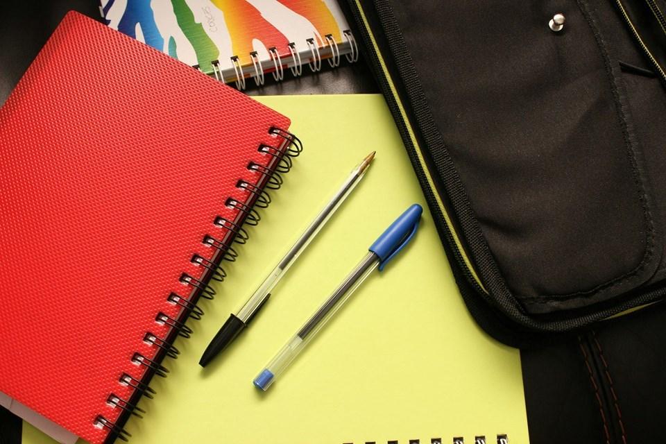 Procon-ES intensifica fiscalização das listas de material escolar em escolas particulares da Grande Vitória