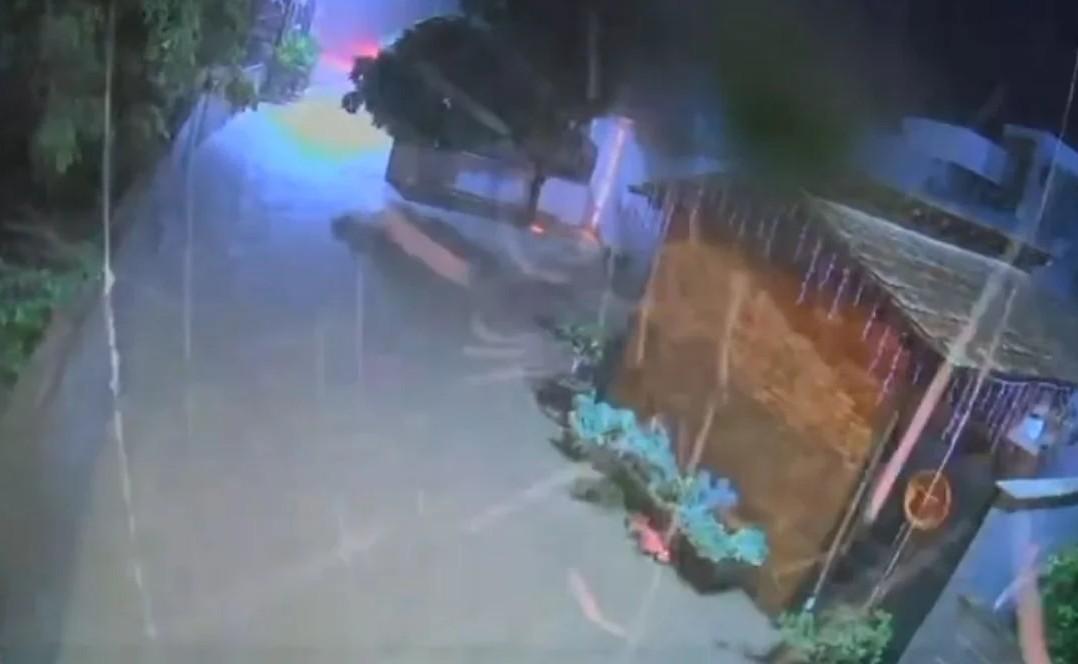 Vídeo registra desabamento de casa e morte de menino em Rio Bananal