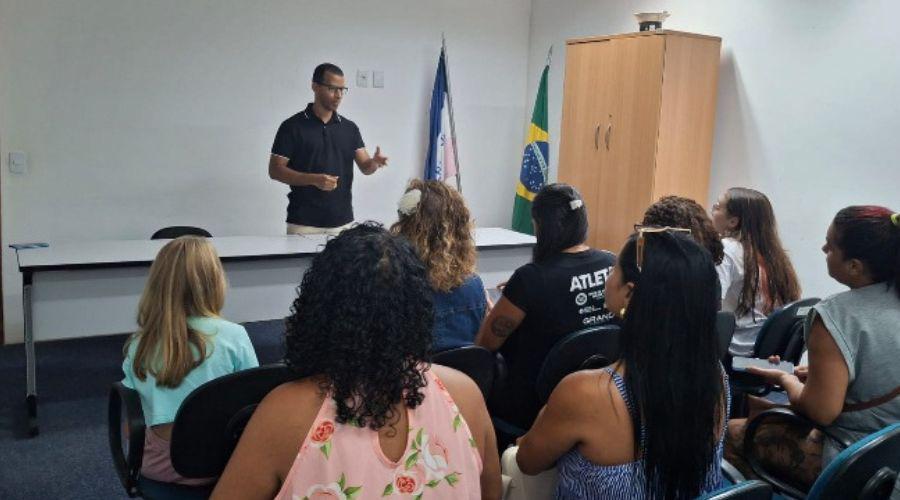 Procon intervém após escola fechar unidade e transferir alunos de Vila Velha para Vitória