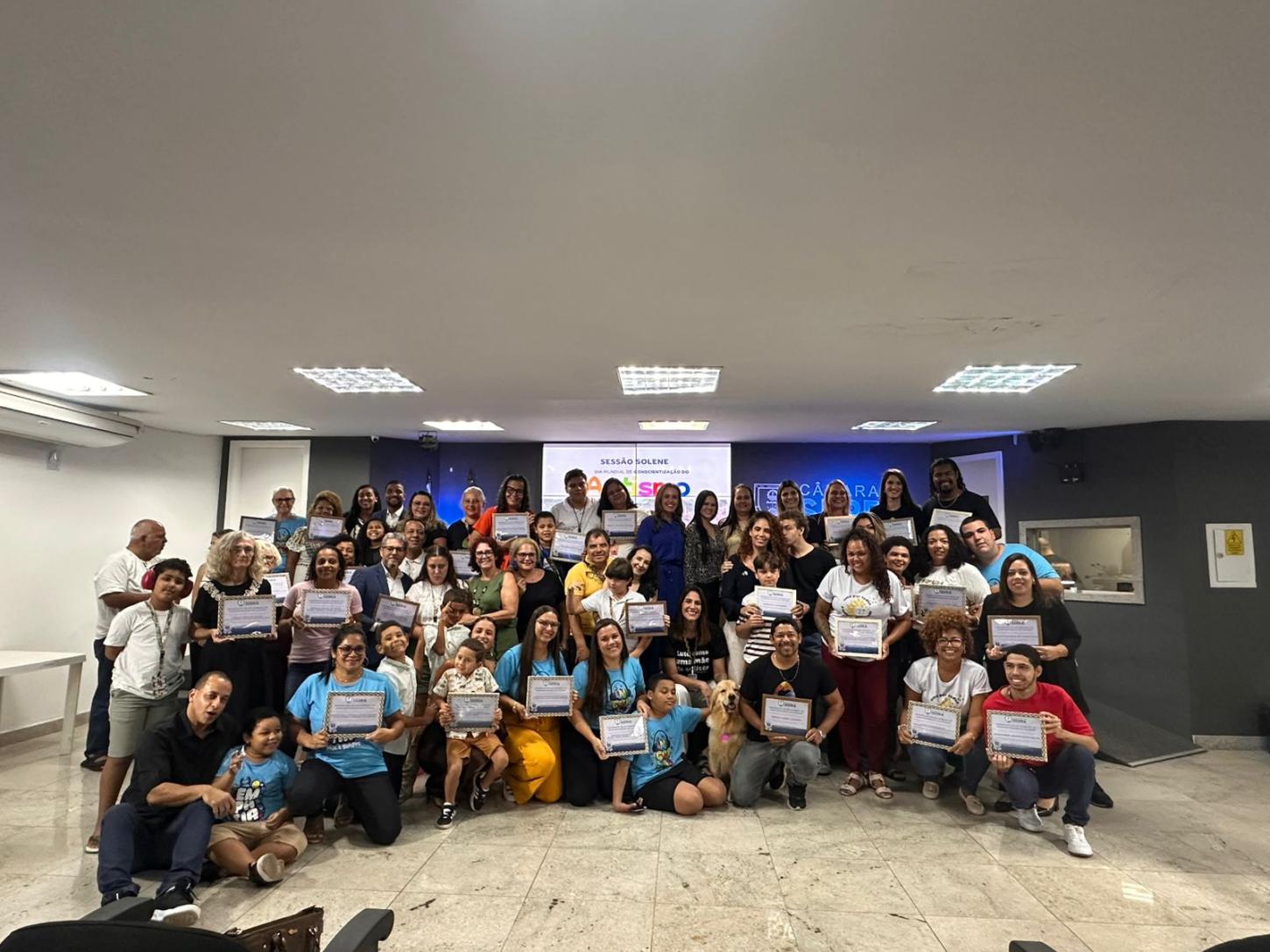 Amaes é homenageada na Serra e reforça luta por inclusão e direitos