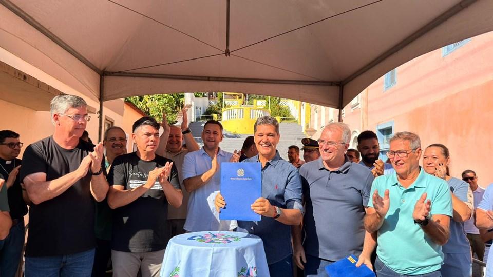 Governador realiza entregas e anuncia investimentos em Santa Leopoldina