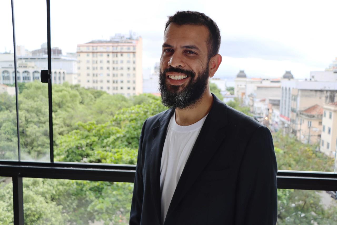 Leonardo Chucrute CEO do Zerohum, mentor de empresários, palestrante e autor de livros didáticos.
